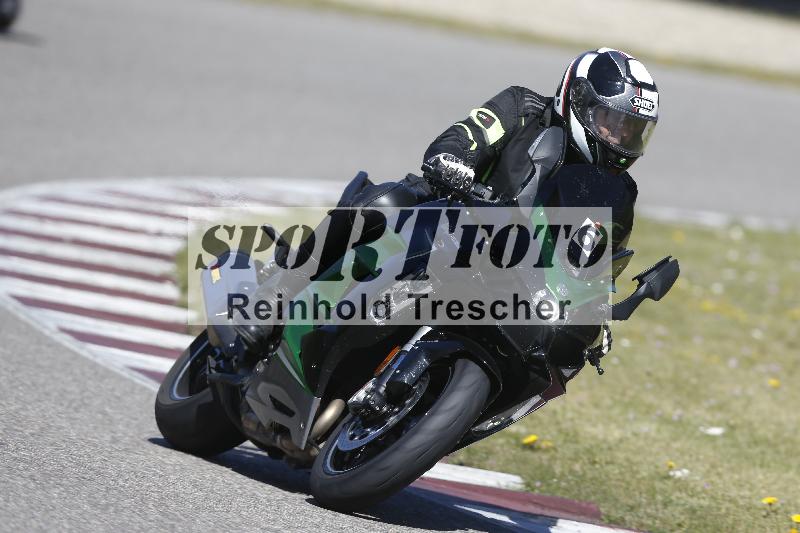 /05 07.04.2026 Cornu Master School ADR/Gruppe rot/6